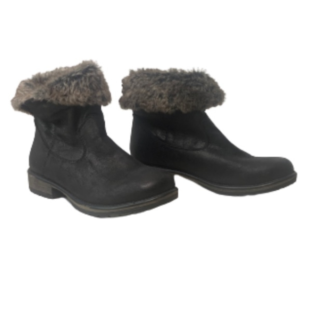 Candie’s Cahoots Faux Fur Lined Boots